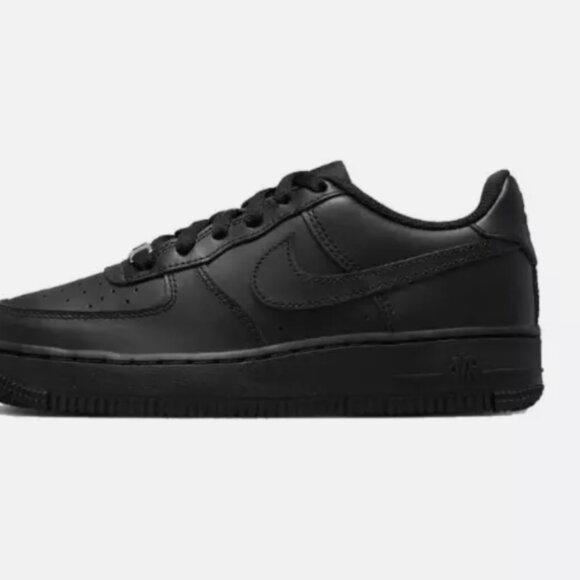 Nike Air Force 1 LE Grade School Triple Black Sneakers *NEW* - Picture 3 of 7